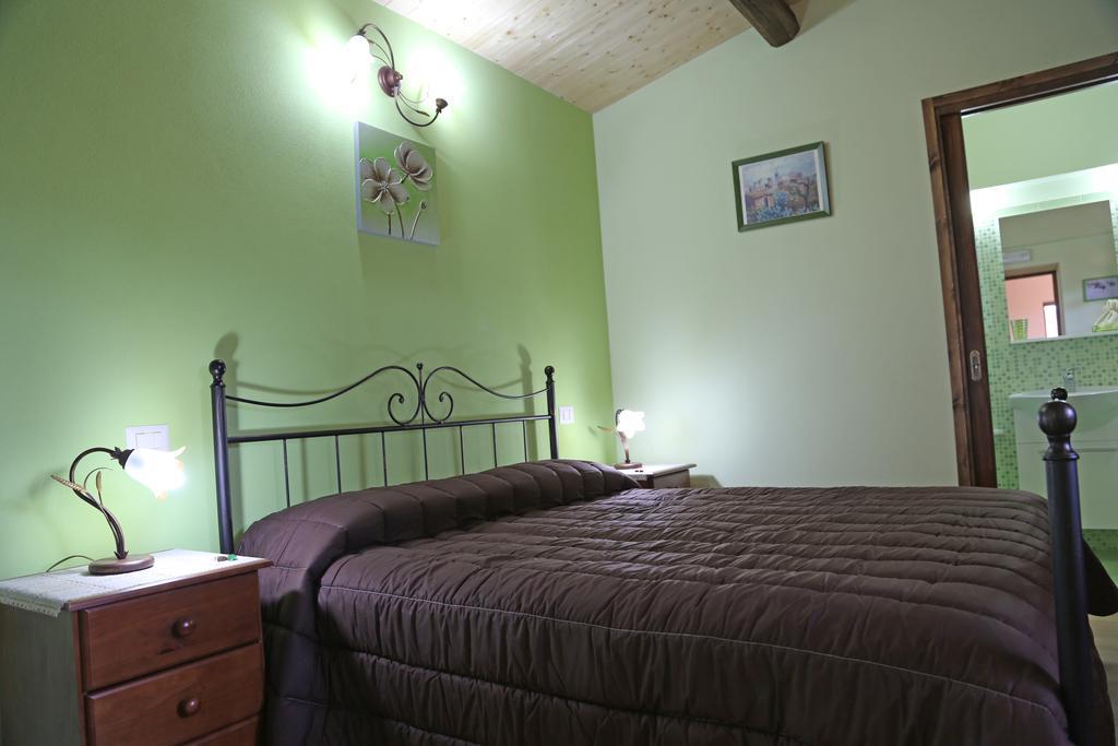 Bed and Breakfast Etma SantʼAlfio Camera foto