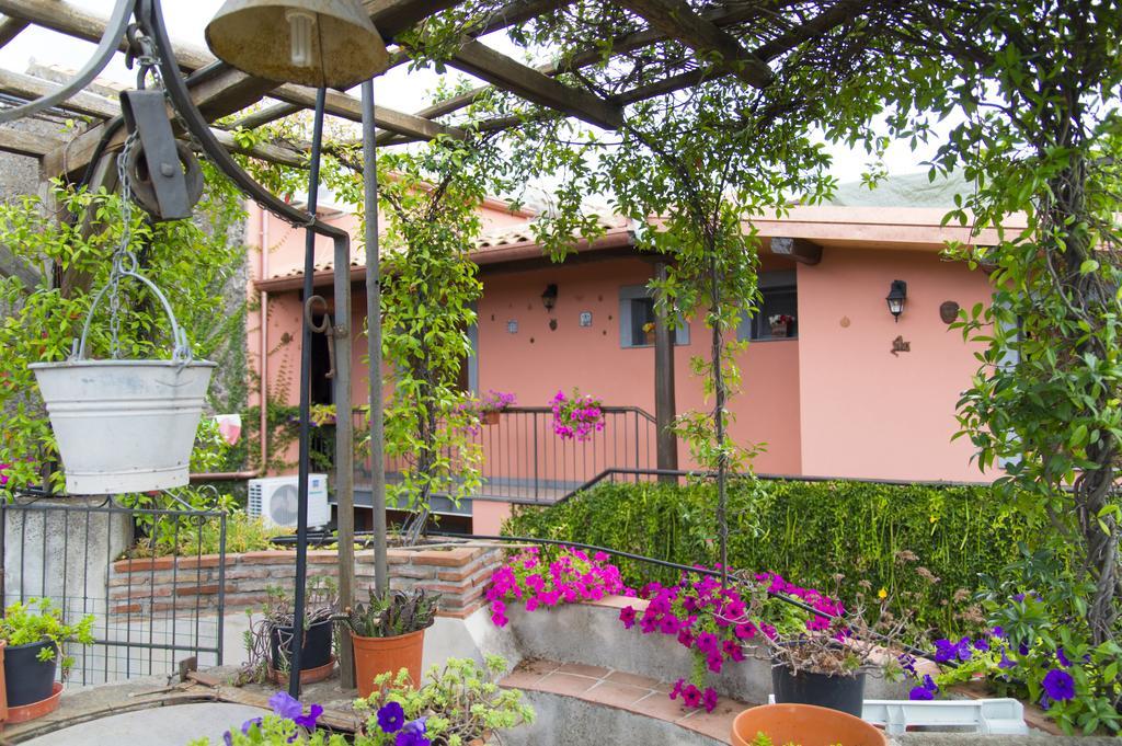Bed and Breakfast Etma SantʼAlfio Esterno foto