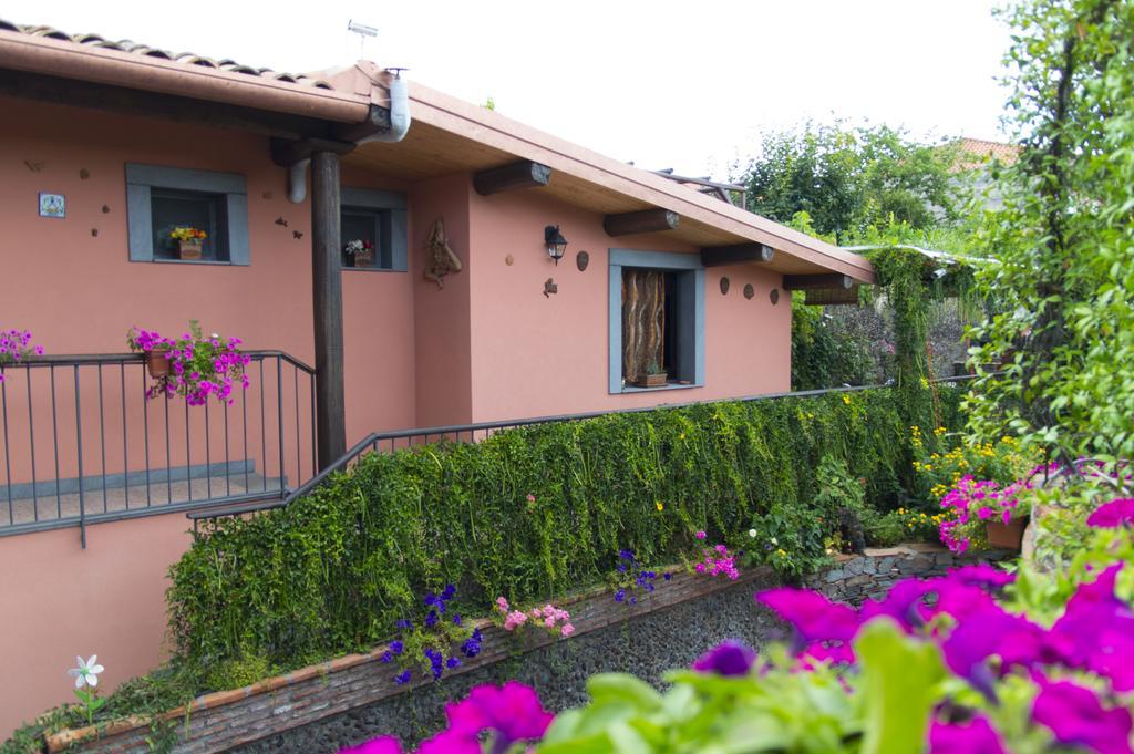 Bed and Breakfast Etma SantʼAlfio Esterno foto
